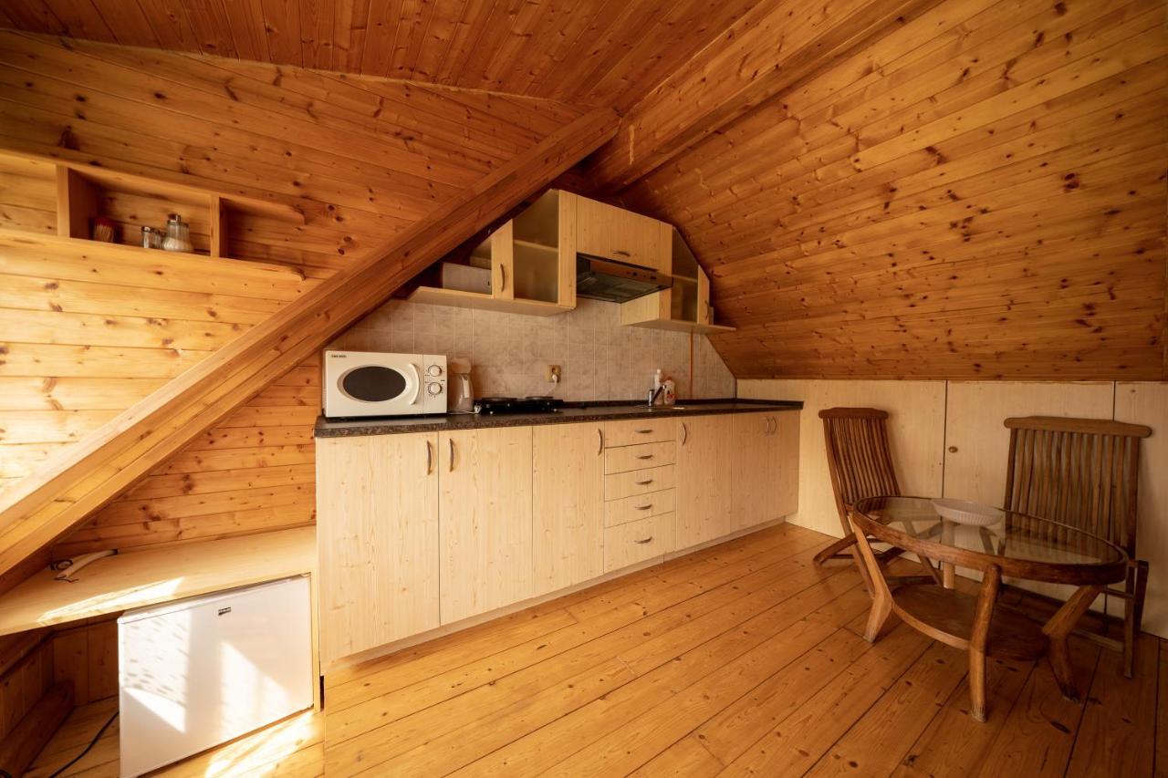 Strazne Chalet Exterior photo